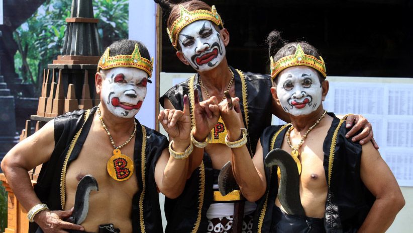 Berkonsep Budaya, TPS Ini Dijaga Tokoh-Tokoh Punakawan - Bagian 6