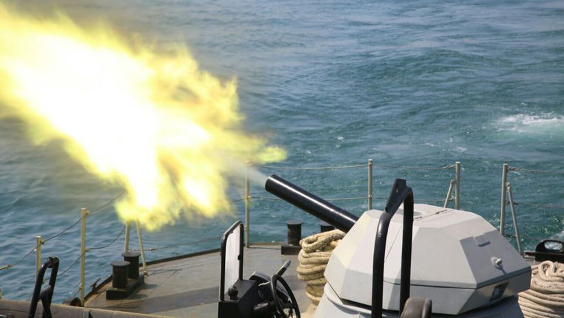 Meriam 30 Mm KRI Tombak-629 Berhasil Hancurkan Sasaran - Bagian 1