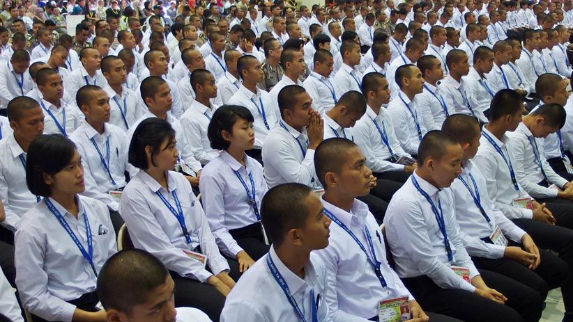 Suasana Haru saat Pengumuman Kelulusan Calon Taruna Akpol - Bagian 2