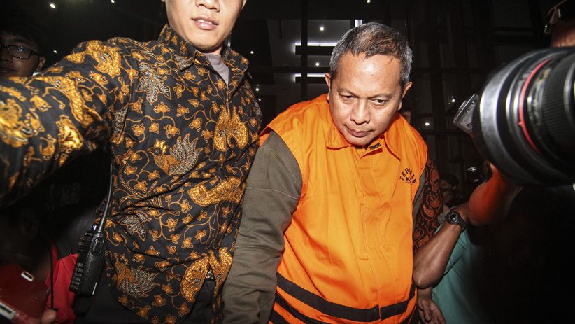 Deretan Tersangka dan Barang Bukti OTT Lampung Selatan - Bagian 4