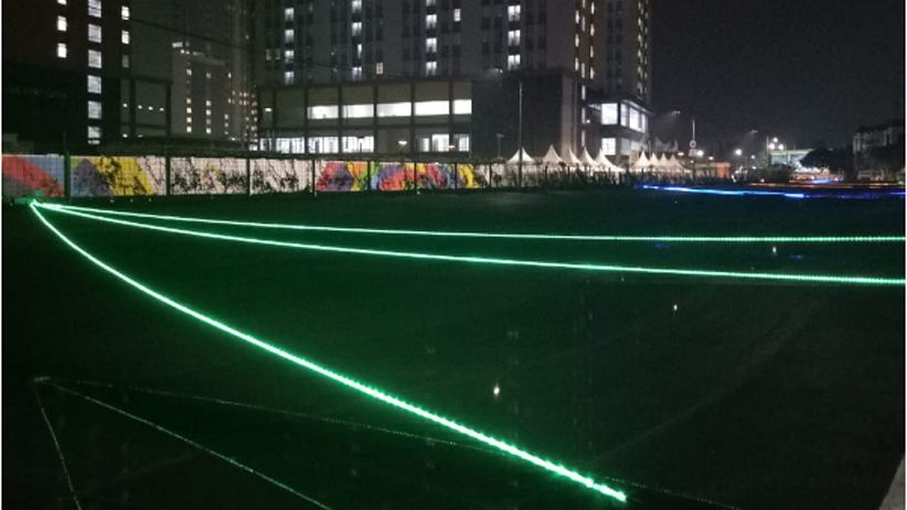Warna-Warni Waring Kali Item Dipasang Lampu Hias di Malam Hari - Bagian 1