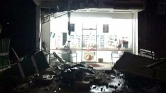 Gempa Lombok 7 SR, Motor-Motor Hancur Tertimpa Bangunan di Bali - Bagian 3