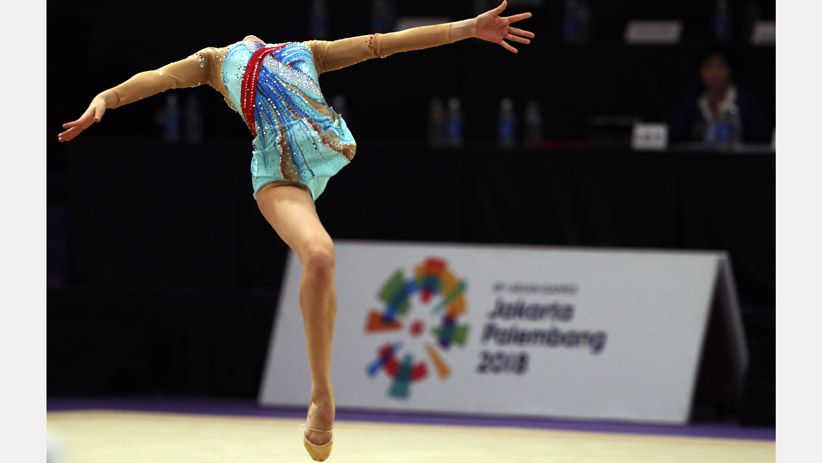 Aksi Atlet Cantik di Final Senam Ritmik Asian Games 2018 - Bagian 6