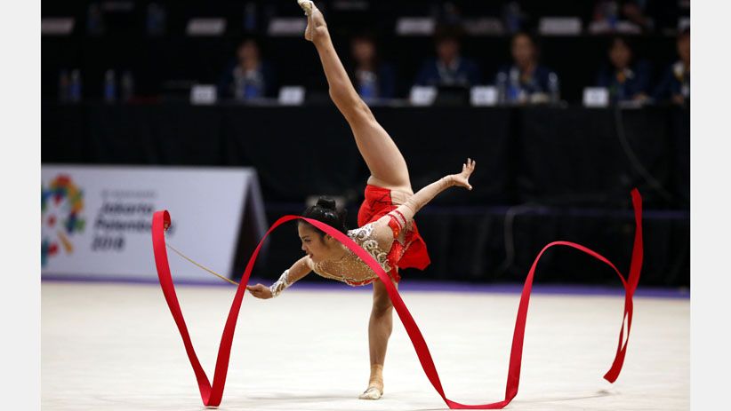 Aksi Atlet Cantik di Final Senam Ritmik Asian Games 2018 - Bagian 7