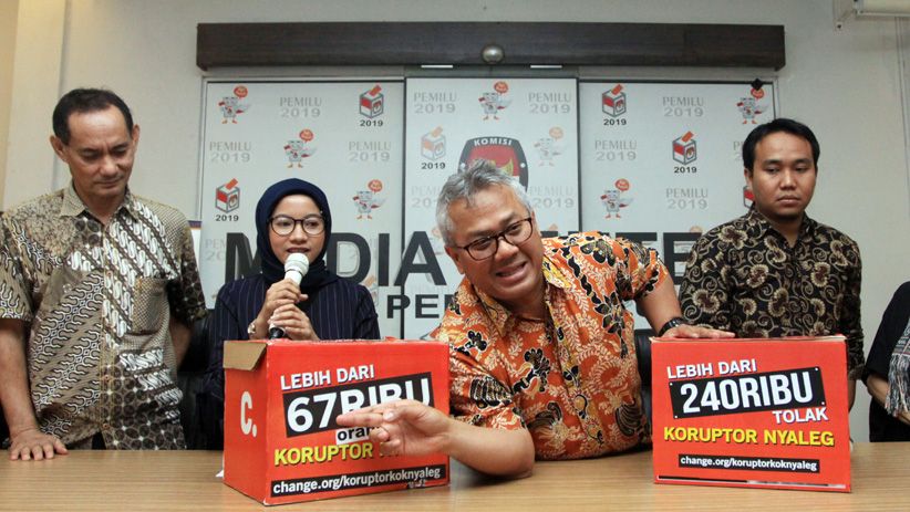KPU Terima 240 Ribu Tanda Tangan Petisi Dukungan Tolak Caleg Koruptor - Bagian 1