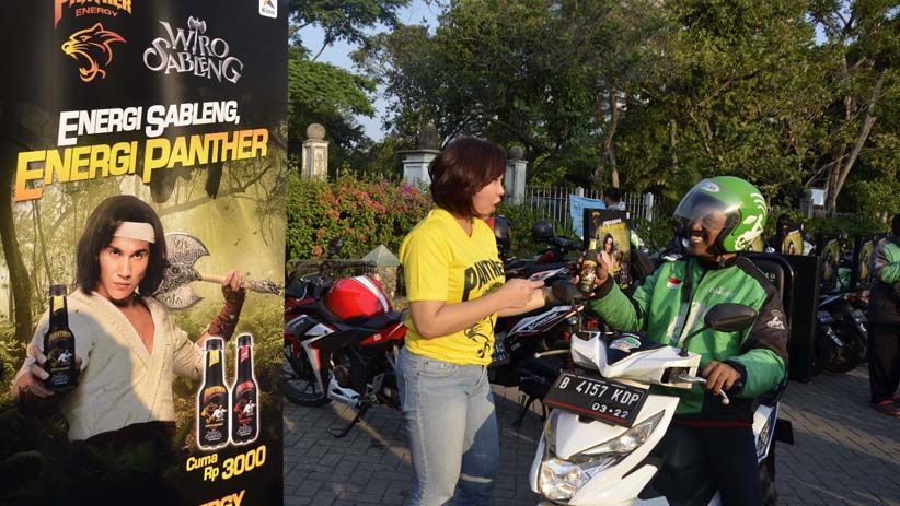 Panther Energy bersama Driver Ojek Online Promosi Film Wiro Sableng - Bagian 1