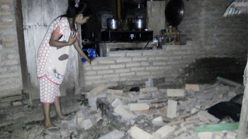 Gempa 7,7 SR Guncang Sulawesi Tengah, Gedung dan Rumah Hancur - Bagian 2