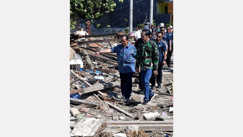 Presiden Jokowi Tinjau Lokasi Gempa Palu - Bagian 5