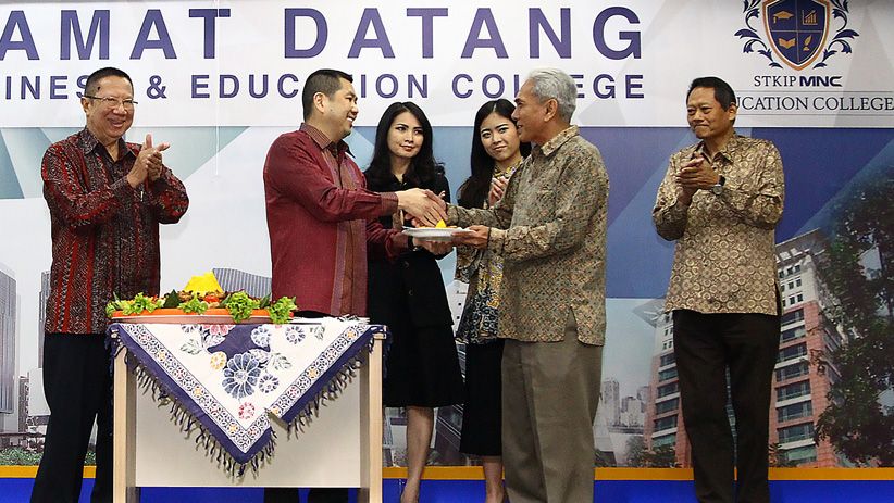 HT Buka Perkuliahan Kampus MNC Business and Education College - Bagian 1