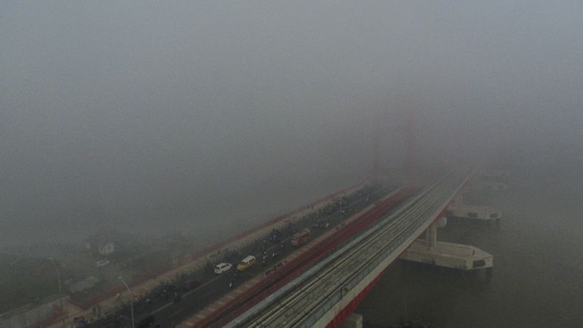 Kabut Asap di Palembang Semakin Parah, Jembatan Ampera Tak Terlihat - Bagian 3