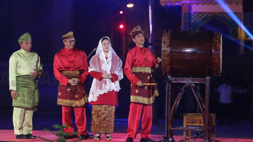  Presiden Jokowi Buka MTQ Nasional XXVII di Medan - Bagian 1
