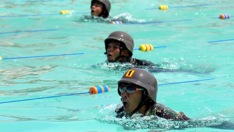 Serunya Lomba Renang Militer Korps Marinir TNI AL - Bagian 1
