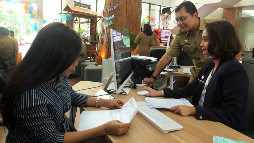 Satu Tahun Mal Pelayanan Publik, Begini Suasananya - Bagian 1