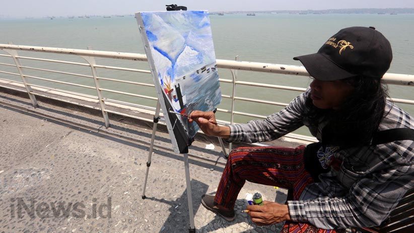 Kenalkan Ikon Surabaya, 80 Seniman Melukis Pelabuhan Tanjung Perak - Bagian 3