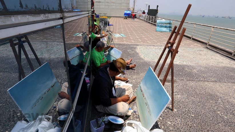 Kenalkan Ikon Surabaya, 80 Seniman Melukis Pelabuhan Tanjung Perak - Bagian 2
