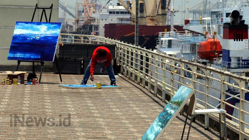 Kenalkan Ikon Surabaya, 80 Seniman Melukis Pelabuhan Tanjung Perak - Bagian 5