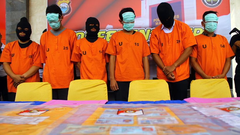 Polrestabes Makassar Tangkap 6 Joki Tes CPNS - Bagian 1