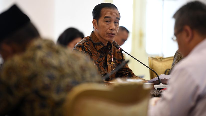 Presiden Jokowi Pimpin Rapat Anggaran Dana Desa dan Dana Kelurahan - Bagian 3