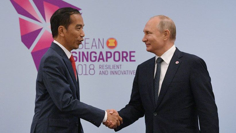 Presiden Jokowi Bertemu Presiden Vladimir Putin di Singapura - Bagian 1