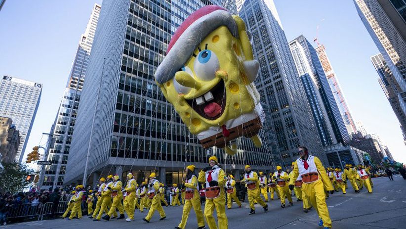 Balon Raksasa Goku hingga Pikachu Meriahkan Parade Thanksgiving di New York - Bagian 4