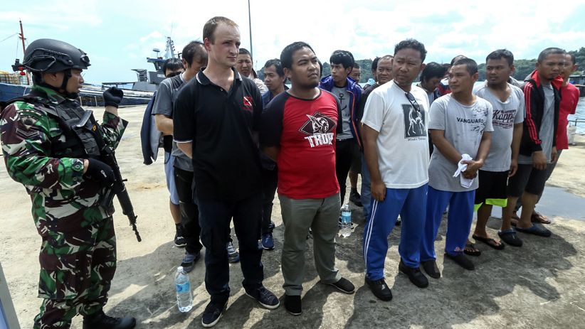 Dokumen Tak Lengkap, Kapal Berbendera Singapura Diamankan TNI AL - Bagian 1