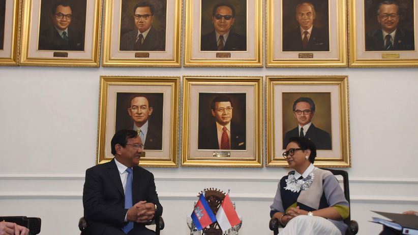 Tingkatkan Kerja Sama, Menteri Retno Bertemu Menlu Kamboja - Bagian 1