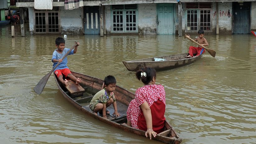 Banjir Semakin Meluas, 3 Kecamatan di Jambi Terendam - Bagian 1