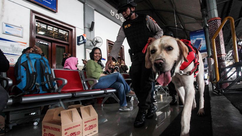 Polisi Tingkatkan Pengamanan Objek Vital Jelang Natal dan Tahun Baru - Bagian 2