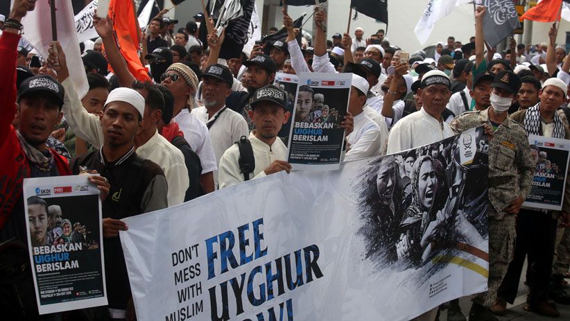 Aksi Solidaritas Ormas Islam Surabaya untuk Muslim Uigur - Bagian 1