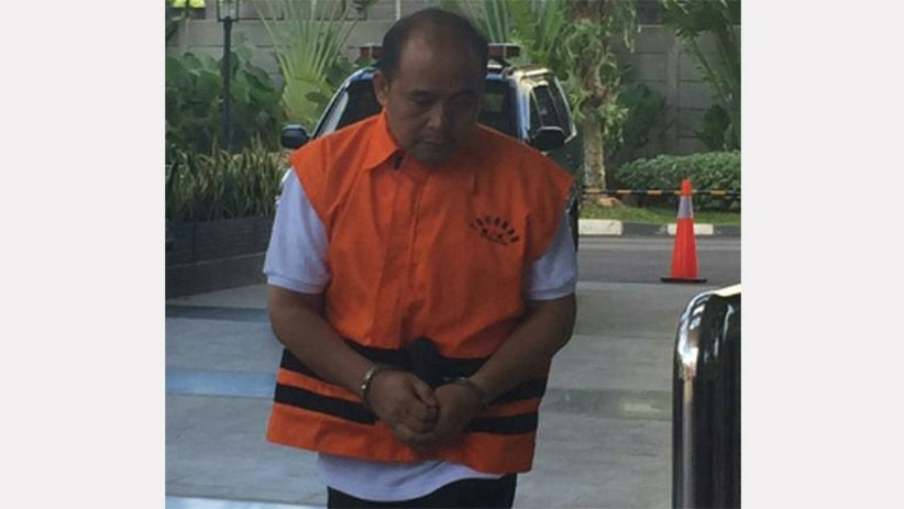 Begini Tampang Tahanan KPK saat Pakai Borgol - Bagian 1