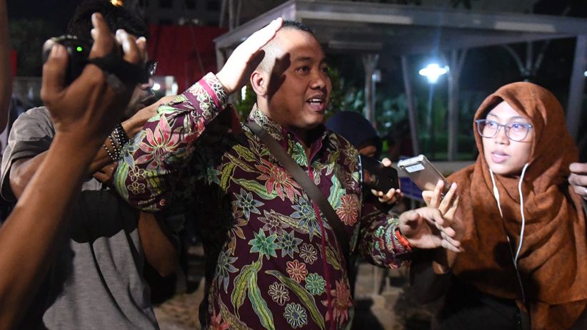 KPK Periksa Aspri Menpora terkait Dana Hibah KONI - Bagian 1