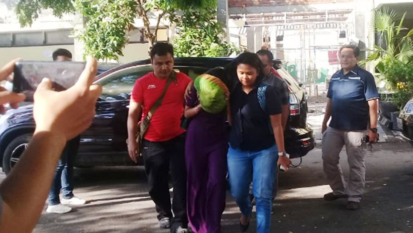 Foto-Foto 2 Artis Terlibat Prostitusi Online Ditangkap Polisi di Surabaya - Bagian 2