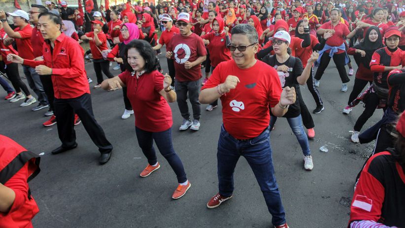 Jelang HUT ke-46, Ribuan Kader PDIP Merahkan Parade Akhir Pekan - Bagian 2