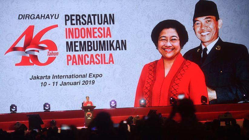 Pakai Kemeja Merah, Presiden Jokowi Hadiri HUT ke-46 PDIP - Bagian 4