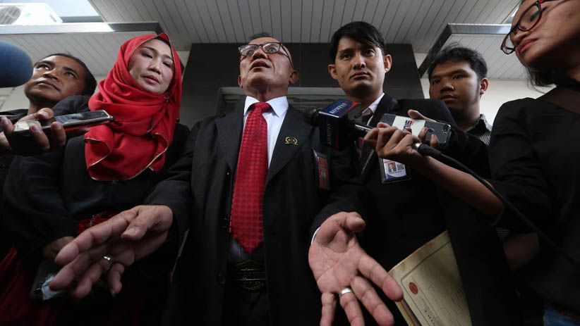 Datangi Polda Jatim, Tim Kuasa Hukum Vanessa Angel Menyatakan Mundur - Bagian 2