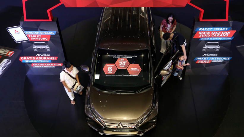 Mitsubishi Target 225 Penjualan saat Pameran di Pakuwon Mal Surabaya - Bagian 5