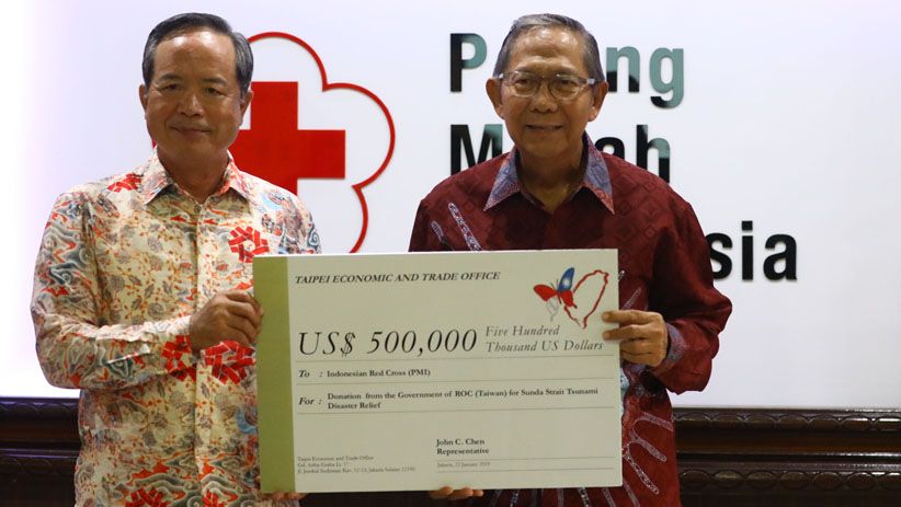 Taiwan Serahkan Donasi USD 500 Ribu untuk Korban Tsunami Selat Sunda ke PMI - Bagian 1
