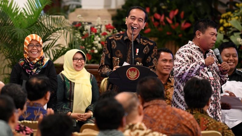 Presiden Jokowi Bertemu Perwakilan Nelayan dari Seluruh Indonesia - Bagian 5