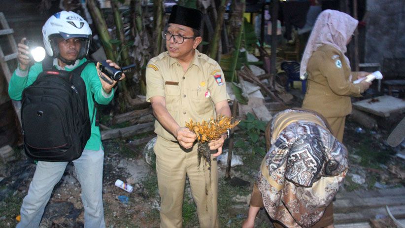 Sate Babi Beredar di Padang, Petugas Gabungan Lakukan Razia - Bagian 1