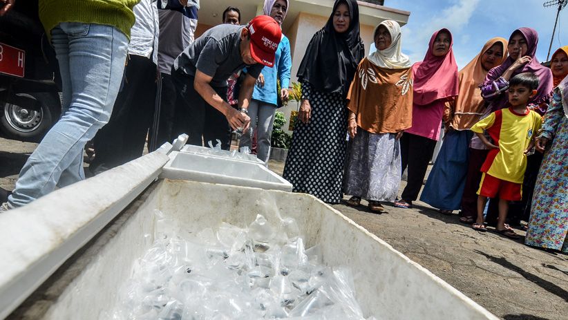 Antisipasi DBD, Dinas Kesehatan Tasikmalaya Bagikan Ikan Cupang Gratis - Bagian 2