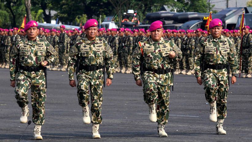 Dankormar Pimpin Sertijab Danpasmar 2 dan Dankolatmar TNI AL - Bagian 6