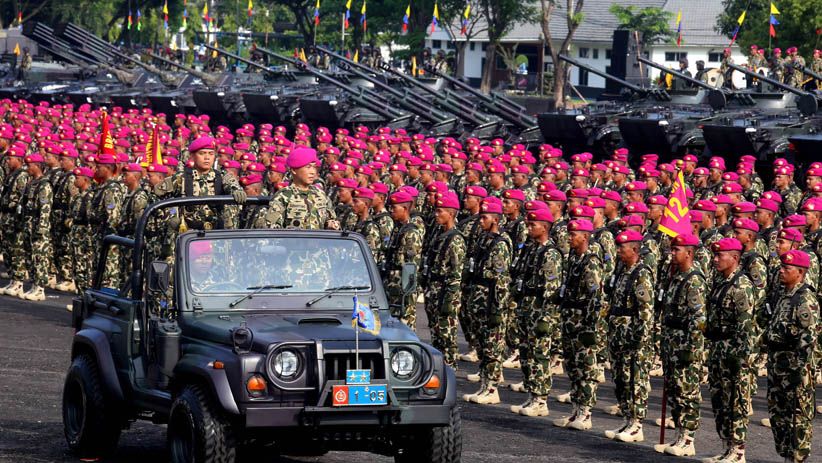 Dankormar Pimpin Sertijab Danpasmar 2 dan Dankolatmar TNI AL - Bagian 7