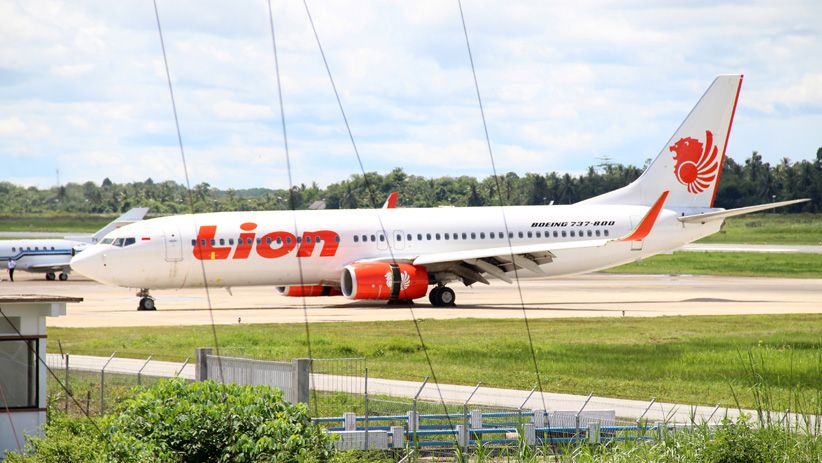 Pesawat Lion Air Berhasil Dievakuasi, Bandara Supadio Kembali Normal  - Bagian 1