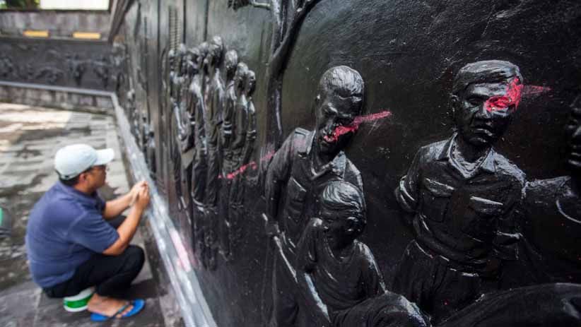Menyedihkan, Monumen Serangan Umum 1 Maret Jadi Sasaran Vandalisme - Bagian 1