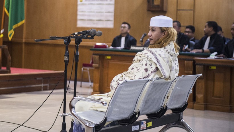 Ekspresi Bahar bin Smith Jalani Sidang Perdana Kasus Penganiayaan - Bagian 4