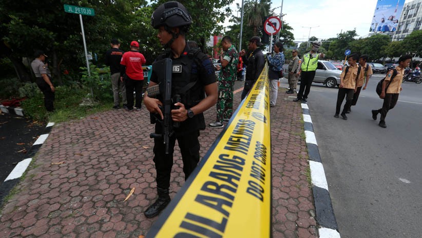 Penemuan Granat di Sungai Bikin Heboh Warga Surabaya - Bagian 5
