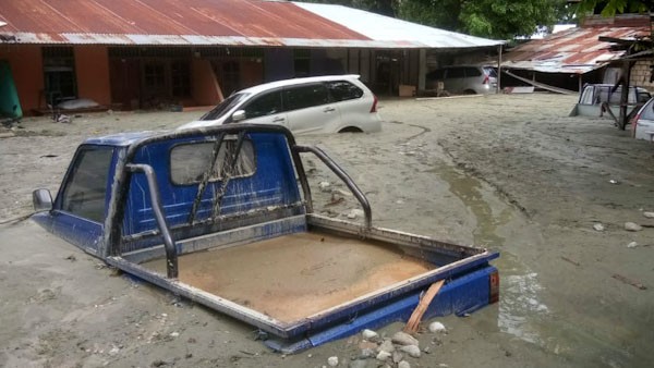 42 Orang Tewas akibat Banjir Bandang, Begini Kondisi di Sentani - Bagian 1