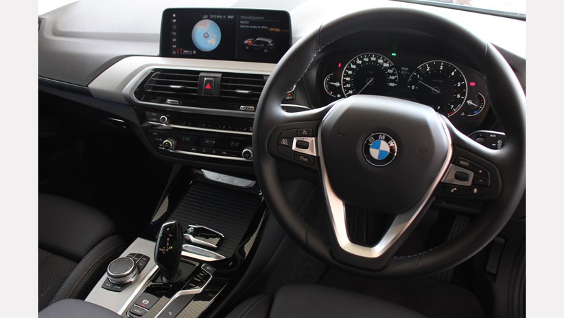 Tampil Sporty, BMW X3 sDrive20i Resmi Mengaspal di Indonesia - Bagian 5