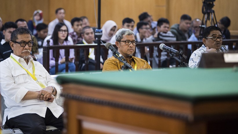 Aher dan Deddy Mizwar Jadi Saksi Sidang Kasus Perizinan Meikarta - Bagian 1