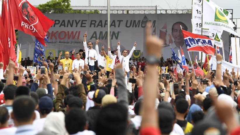 Jokowi Didampingi JK Kampanye Terbuka di Makassar - Bagian 3
